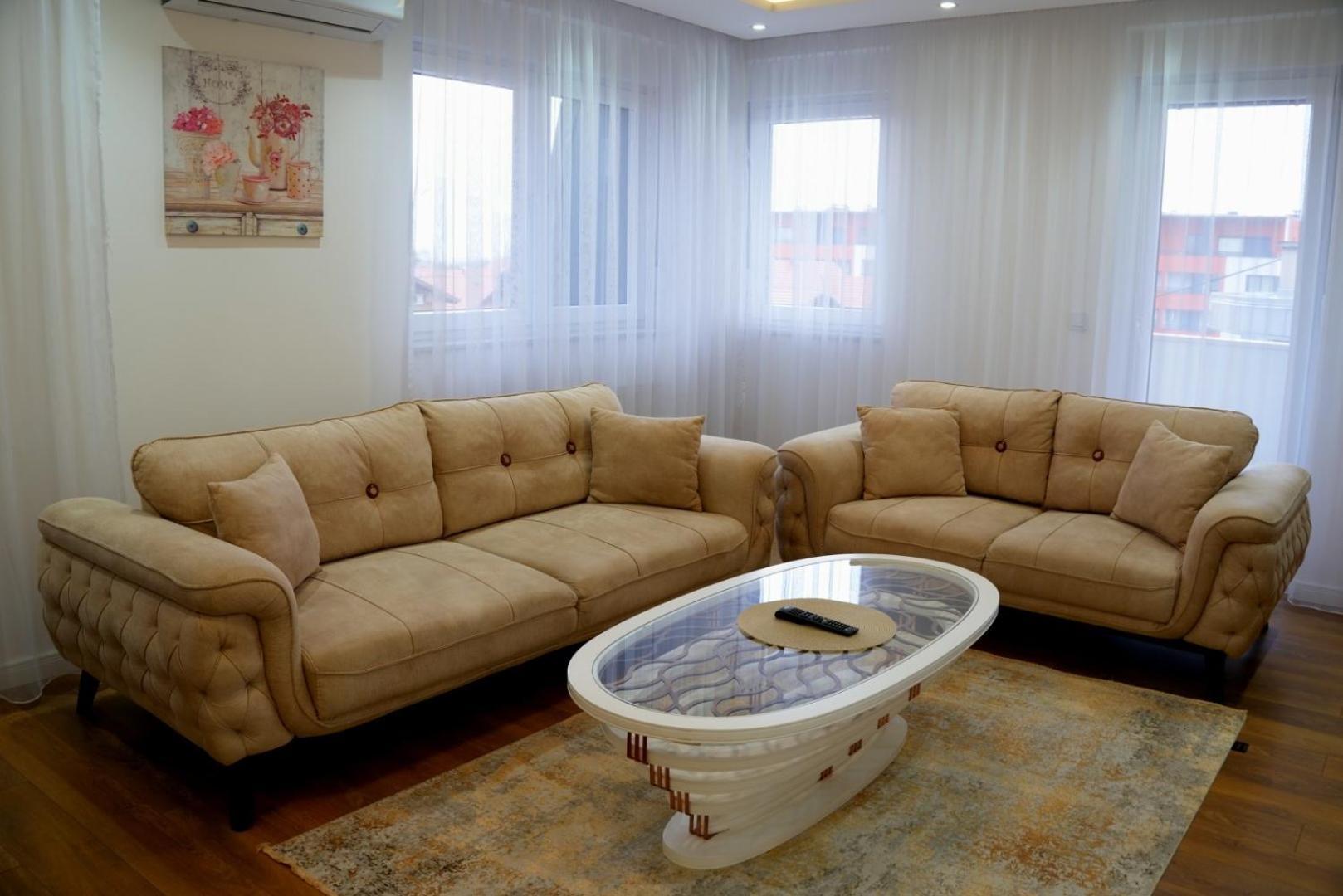 Apartment Triple A